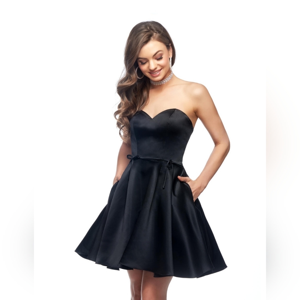 Prom Dress Abby Paris by Lucci Lu Strapless Mini Dress With Pockets In Burgundy
